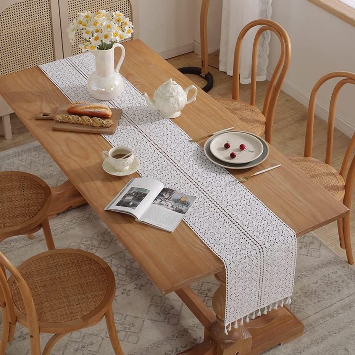 Eettafel Runner - Tafelloper Katoen - Tafel Decoratie - Met Kwastjes - 30x180 cm - Wit