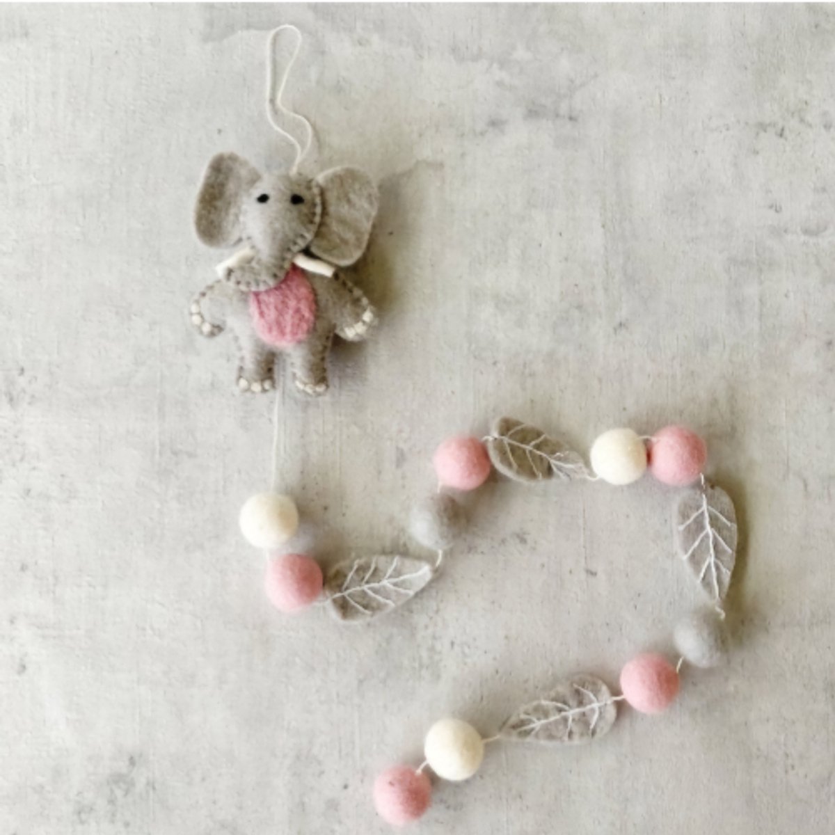 Vilten Slinger Olifant Roze