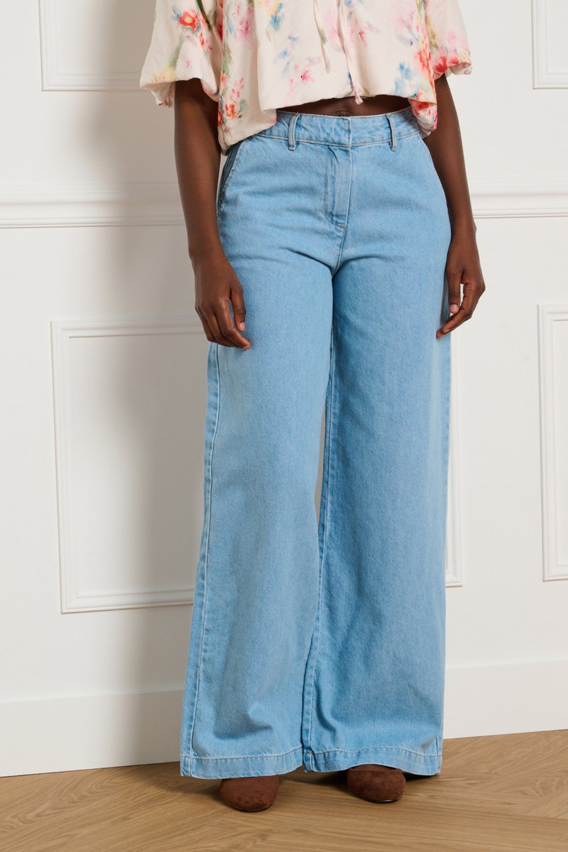 LolaLiza Jeans D Noemie Ma 22000684 Blue Bleached Dames Maat - W34