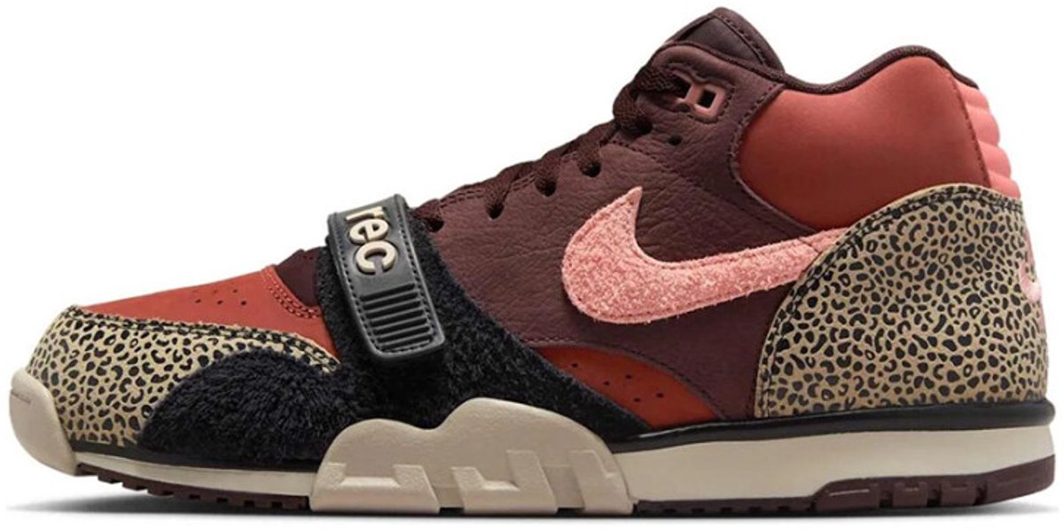 Nike SB Air Trainer 1 Arts-Rec Limestone Zwart