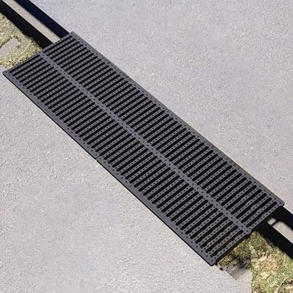 Afvoerrooster - Afdekking Rooster - Waterafvoer Tuin - Antislip Oppervlak - 2 stuks - Zwart