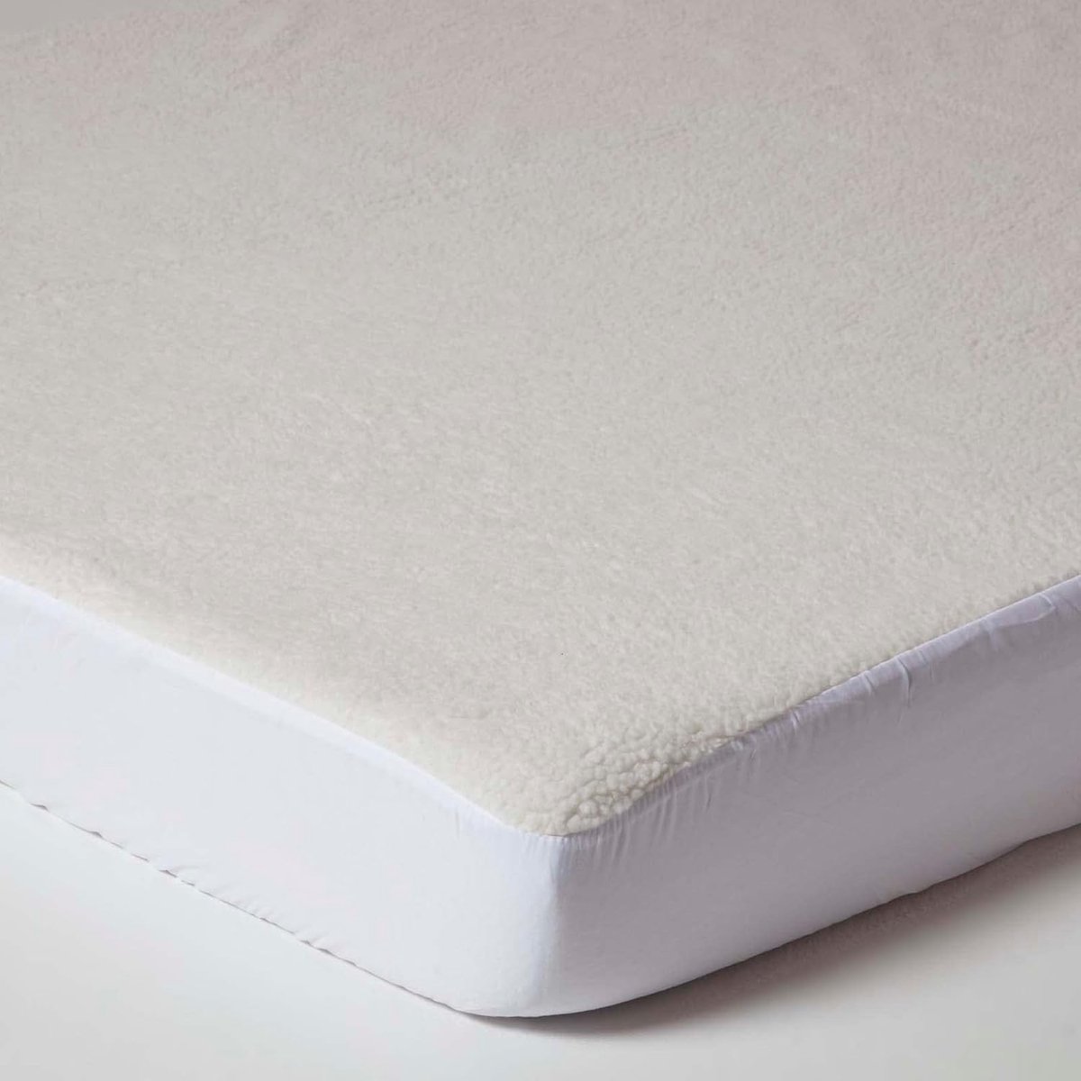 Fleece Onderdeken - Matrasbeschermer Topper - Warmte en Comfort - 30cm Diepe Elastische Rand - 137 x 190 cm - Wit