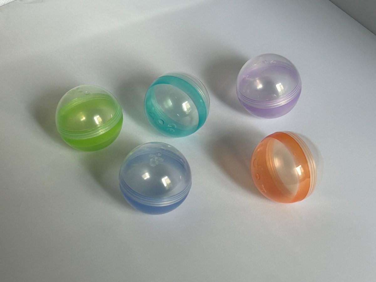 Lege capsules voor uitdeelcadeautjes doopsuiker speelgoed ei - 50 mm rond 100 stuks