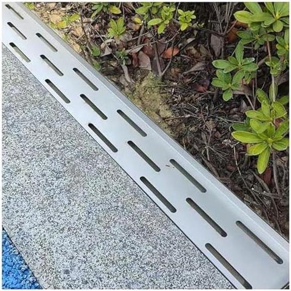 Afvoerkanaal Roosters - Waterafvoer Kit - Efficiënte Drainage - Versterkte RVS Constructie - 100 cm Lengte - Zilverkleurig