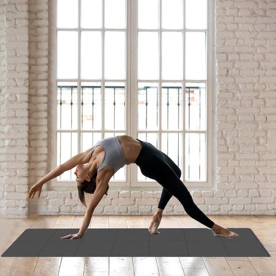 Opvouwbare Yogamat - Reismat Fitness - Binnen en Buiten - Dubbelzijdig Antislip - 183 x 61 cm - Zwart — afbeelding 3