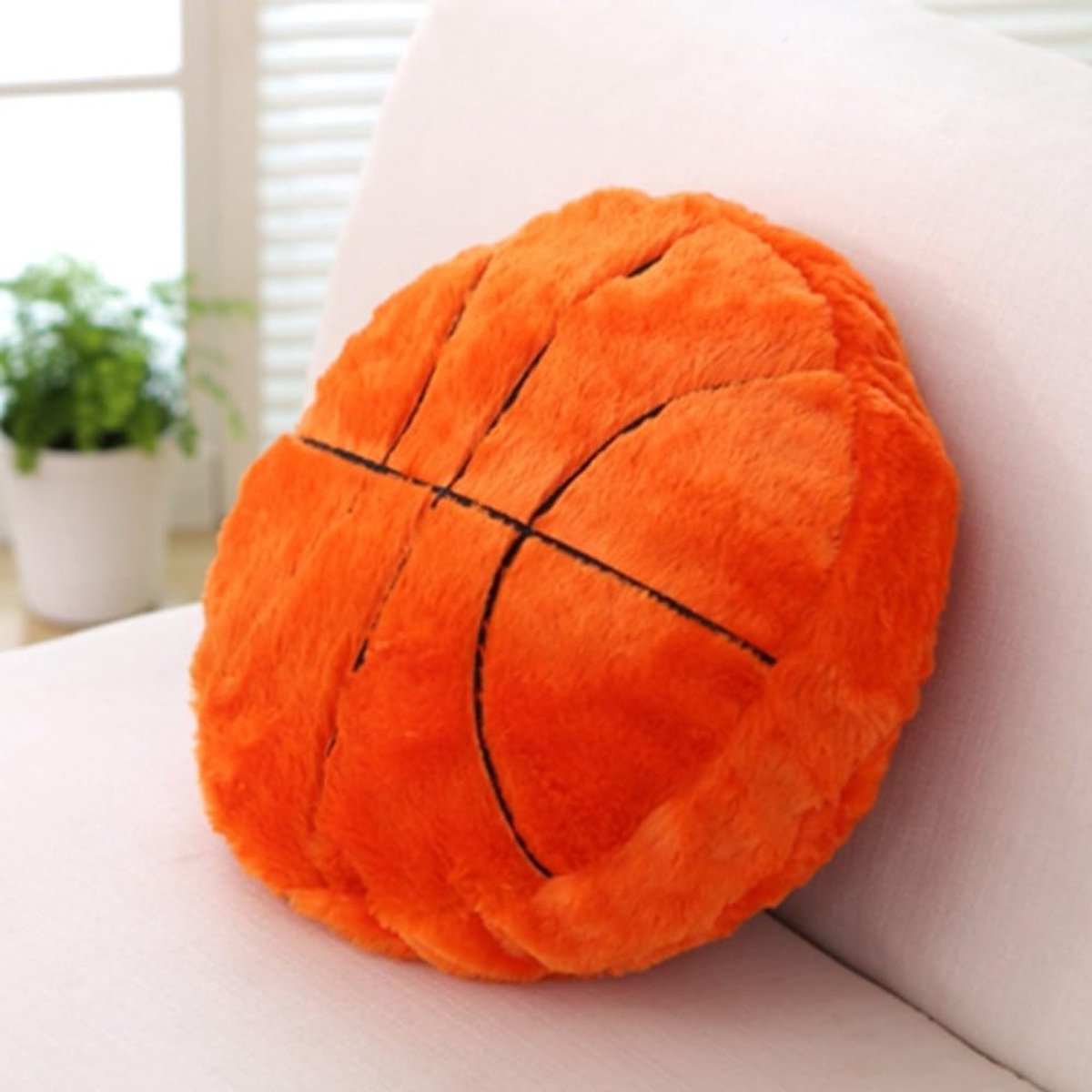 Zachte en duurzame pluche kussen voor sportliefhebbers, 35 cm rond basketball kussen, ideaal voor decoratie en als cadeau