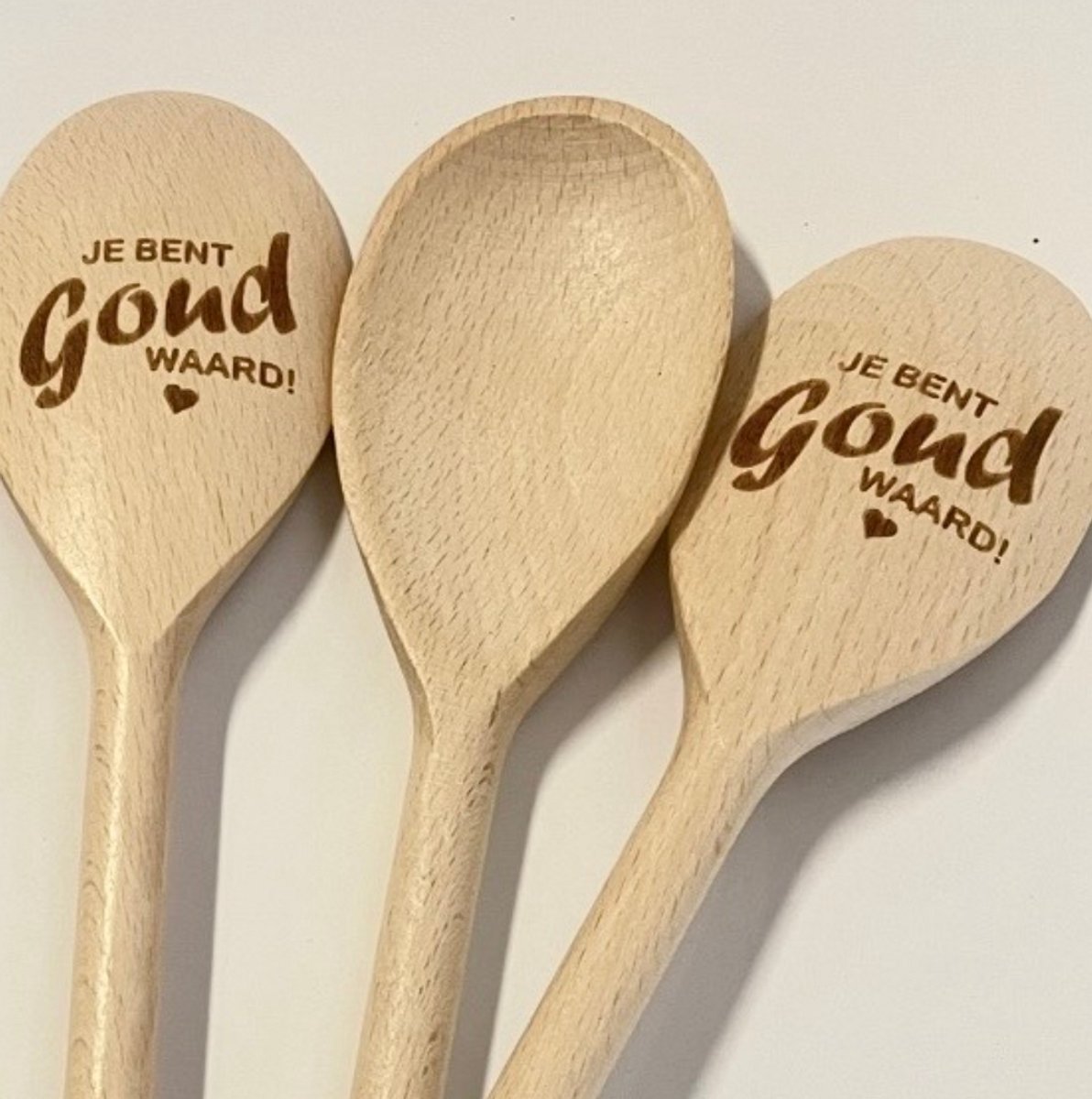 Houten kooklepel met gravure- je bent goud waard