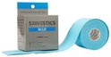 Rol blauwe Skinestics kinesiology tape naast een doos.