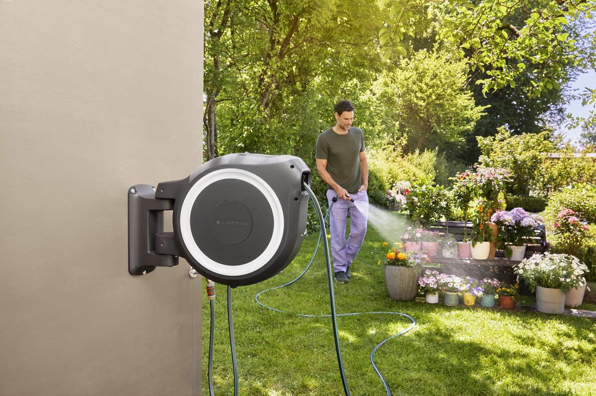 Gardena Wandslangenbox Rollup L - 30 meter - Ø 13 mm