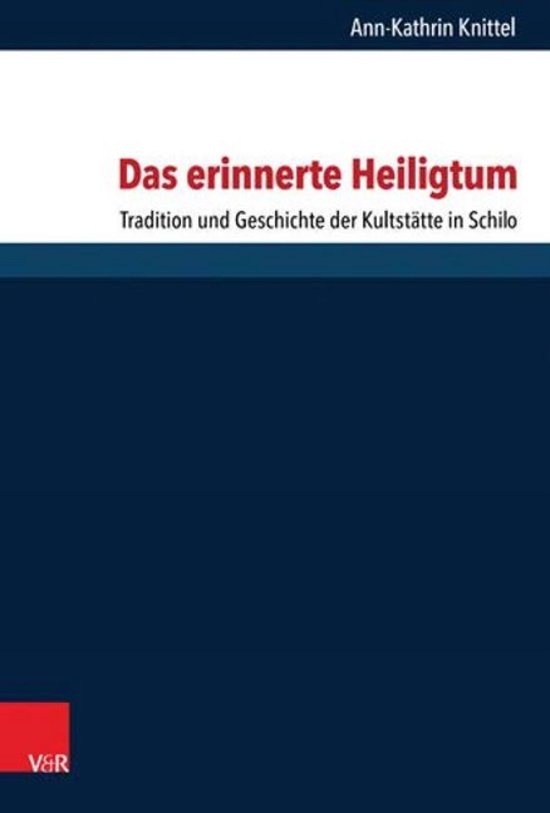 Boekomslag 'Das erinnerte Heiligtum' van Ann-Kathrin Knittel met rode en witte tekst op een donkerblauwe achtergrond.
