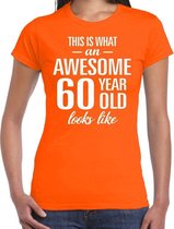 Awesome 60 year / 60 jaar cadeau t-shirt oranje dames S
