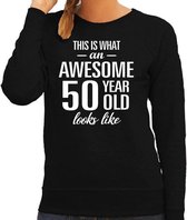 Awesome 50 year - geweldige 50 jaar cadeau sweater / trui zwart dames -  Sarah / 50 verjaardag cadeau / kado sweater XXL