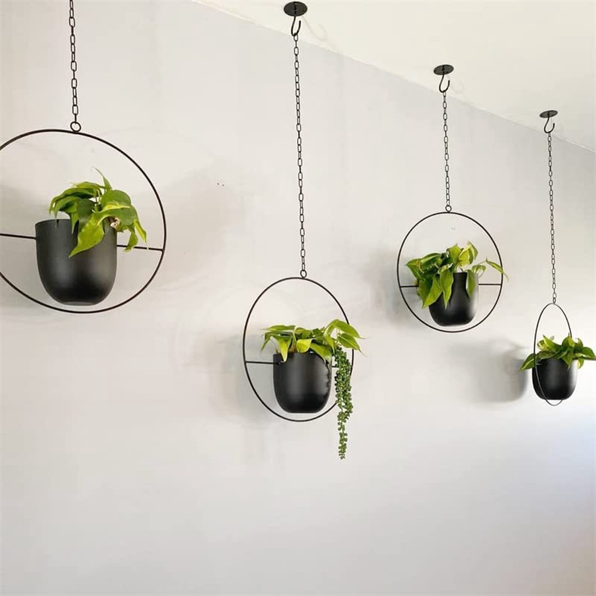 LaDoVita Hangende plantenbak binnen, 25,5 cm hangende mand plantenpot buiten, bloempotten met drainagegaten, set van 2, mat zwart