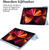 iMoshion Tablet Hoes Geschikt voor iPad Pro 11 (2022) / iPad Pro 11 (2021) / iPad Pro 11 (2020) / iPad Pro 11 (2018) - iMoshion Trifold Hardcase Bookcase - Lichtblauw
