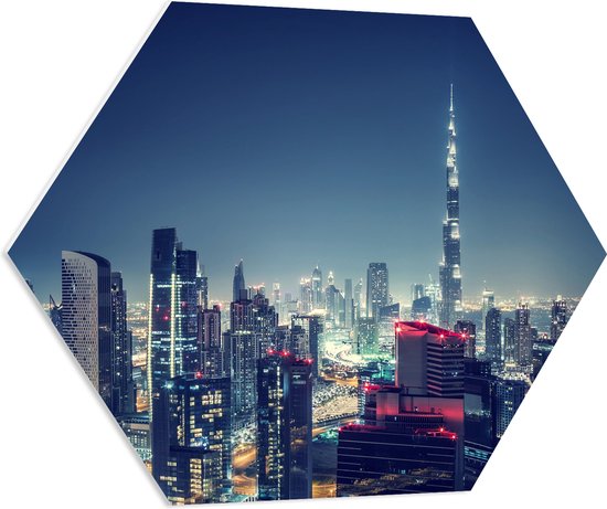 PVC Schuimplaat Hexagon - Dubai in de Nacht met Burj Khalifa - 80x69.6 cm Foto op Hexagon (Met Ophangsysteem)