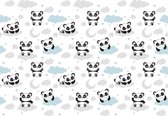 Fotobehang - Vlies Behang - Pandaberen en Blauwe Wolken - Panda's - Kinderbehang - 208 x 146 cm
