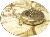 Dibond Ovaal - Gouden Kompas op Wereldkaart - 96x72 cm Foto op Ovaal (Met Ophangsysteem)