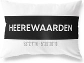 Tuinkussen HEEREWAARDEN - GELDERLAND met coördinaten - Buitenkussen - Bootkussen - Weerbestendig - Jouw Plaats - Studio216 - Modern - Zwart-Wit - 50x30cm