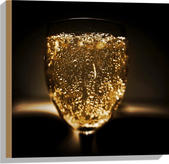 Hout - Vol Wijnglas Gevuld met Bubbels - 50x50 cm - 9 mm dik - Foto op Hout (Met Ophangsysteem)