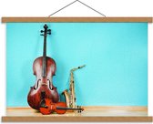 Schoolplaat – Muziekinstrument tegen Blauwe Achtergrond - 60x40cm Foto op Textielposter (Wanddecoratie op Schoolplaat)