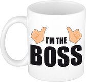 Im the boss beker wit en zwart - duimpjes omhoog print - verjaardag / collega cadeau mok