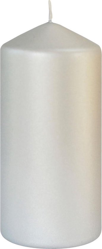 Zilveren cilinderkaarsen/stompkaarsen 15 x 7 cm 52 branduren - geurloze kaarsen mat zilver
