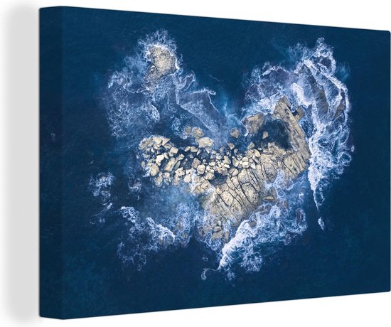 Canvas Schilderij Hartvormige golven om het eiland - 30x20 cm - Wanddecoratie