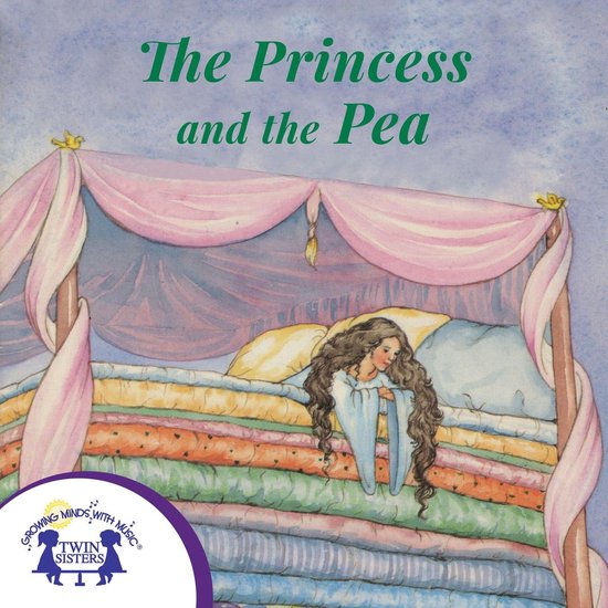 Boekhoes 'The Princess and the Pea'. Een meisje met lang bruin haar zit op een bed met veel kussens en dekens. Het hemelbed heeft roze gordijnen.