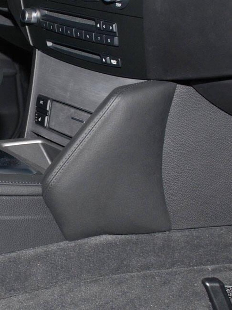 Kuda houder geschikt voor BMW 5-Serie (E60) 12/2001-03/2010 Kleur: Zwart