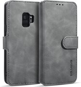 DG.MING Retro Oil Side Horizontal Flip Case met houder & kaartsleuven & portemonnee voor Galaxy S9 (grijs)