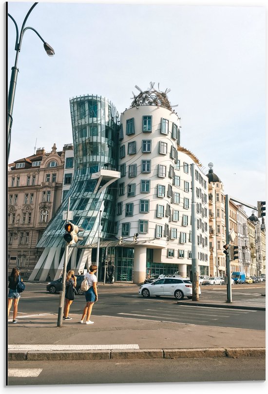 Dibond - Dansend Huis in Praag, Tsjechië - 40x60 cm Foto op Aluminium (Met Ophangsysteem)