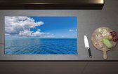 Inductieplaat Beschermer - Blauwe Oceaan met Bewolkte en Open lucht - 90x52 cm - 2 mm Dik - Inductie Beschermer van Vinyl