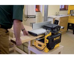 DeWALT D27300 Vlak- en vandiktebank 1600W