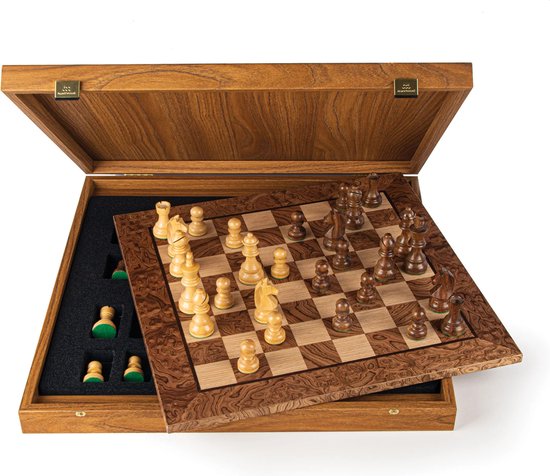 Afbeelding van het spel Manopoulos - Handgemaakte houten schaakset met opbergruimte - 50 x 50 cm - met Staunton Schaakstukken
