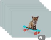 Placemat - Placemats kunststof - Vosje - Dieren - Skateboard - Blauw - 45x30 cm - 6 stuks - Hittebestendig - Anti-Slip - Onderlegger - Afneembaar