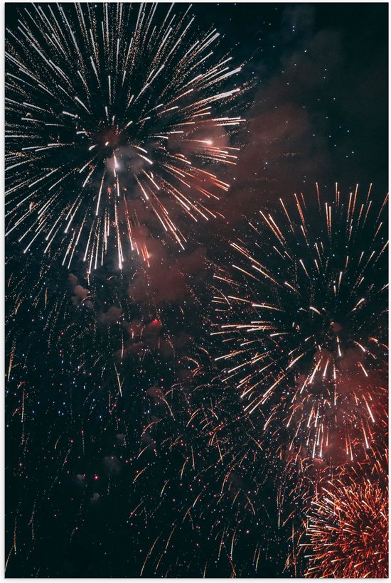 Poster Glanzend – Vuurwerkshow vol Pijlen in de Lucht - 60x90 cm Foto op Posterpapier met Glanzende Afwerking