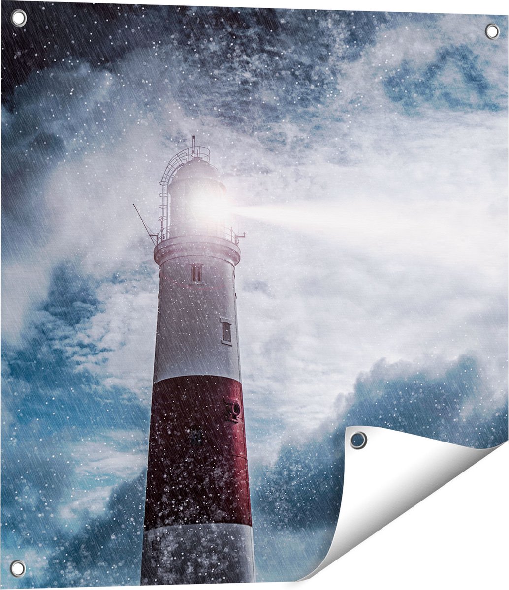 Gards Tuinposter Vuurtoren tijdens de Regen Storm - 60x60 cm - Tuindoek - Tuindecoratie - Wanddecoratie buiten - Tuinschilderij Multikleur