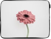 Laptophoes 15.6 inch - Bloemen - Roze - Natuur - Wit - Plant - Laptop sleeve - Binnenmaat 39,5x29,5 cm - Zwarte achterkant