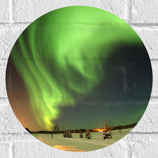 Muursticker Cirkel - Noorderlicht bij Sneeuwlandschap - 30x30 cm Foto op Muursticker