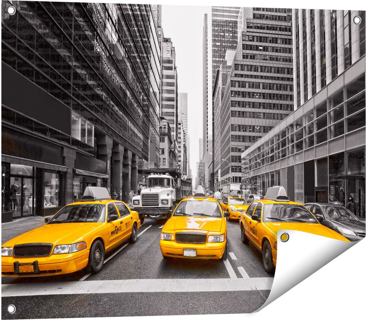 Gards Tuinposter New York Gele Taxi's - Zwart Wit - 80x60 cm - Tuindoek - Tuindecoratie - Wanddecoratie buiten - Tuinschilderij Multikleur