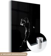 MuchoWow® Peinture sur Verre - Un swing élégant d'un golfeur - noir et blanc - 90x120 cm - Peintures sur Verre Acrylique - Photo sur Glas