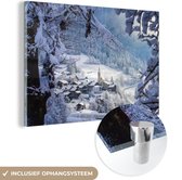 MuchoWow® Glasschilderij 30x20 cm - Schilderij acrylglas - Alpen - Sneeuw - Dorp - Foto op glas - Schilderijen