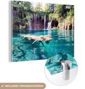MuchoWow® Glasschilderij 120x90 cm - Schilderij acrylglas - Groene natuur van het Nationaal park Plitvicemeren - Foto op glas - Schilderijen