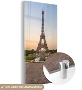 MuchoWow® Glasschilderij 60x120 cm - Schilderij acrylglas - Parijs - Eiffeltoren - Zonsopgang - Foto op glas - Schilderijen