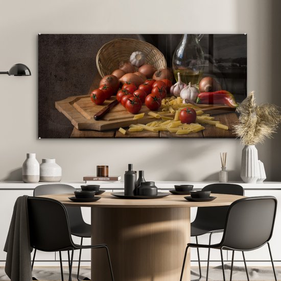 MuchoWow® Tableau sur verre 120x60 cm - Tableau sur verre acrylique - Planche à découper - Légume - Nature morte - Pâtes - Oignon - Tomate - Planche à découper - Photo sur verre - Décoration murale salon - Décoration murale chambre - Peintures
