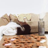 Chocoladeletter Conny Kiezen met hazelnoot U - Puur, Melk, Wit - 200 gram - Ambachtelijk handgemaakt