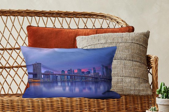 Sierkussen New York Luxury Deco pour l'intérieur - New York derrière le Bridge de Brooklyn - 50x30 cm - coussin intérieur rectangulaire en coton
