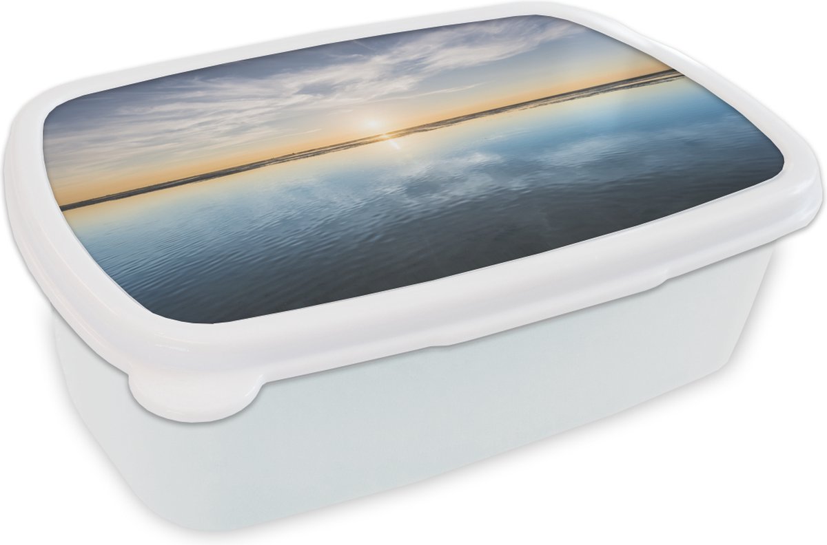 Broodtrommel Wit - Lunchbox - Brooddoos - Zee - Wolken - Zon - 18x12x6 cm - Volwassenen