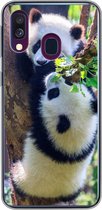 Geschikt voor Samsung Galaxy A40 hoesje - Panda's - Boom - Natuur - Siliconen Telefoonhoesje