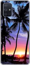 Geschikt voor Samsung Galaxy A51 5G hoesje - Een silhouet van palmbomen tijdens een zonsondergang op Hawaii - Siliconen Telefoonhoesje
